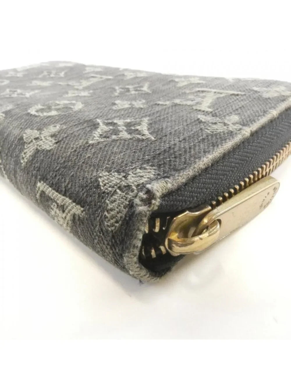 Louis Vuitton this authentic